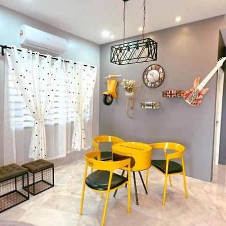 Bonjour Homestay Sungai Pelek Εξωτερικό φωτογραφία